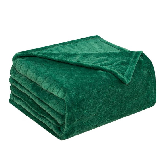 Emerald Green Plush Fleece Throw Blanket 50x60 Super Soft Cozy - Picture 7 of 8